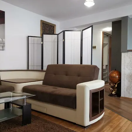 Apartament Penthouse * Брашов