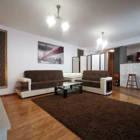 Apartament Penthouse * Брашов